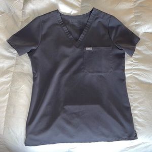 Figs Charcoal Top Size Small